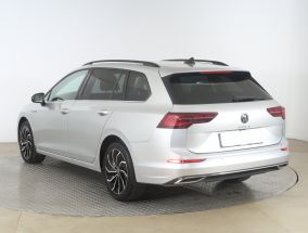 Volkswagen Golf - 2023