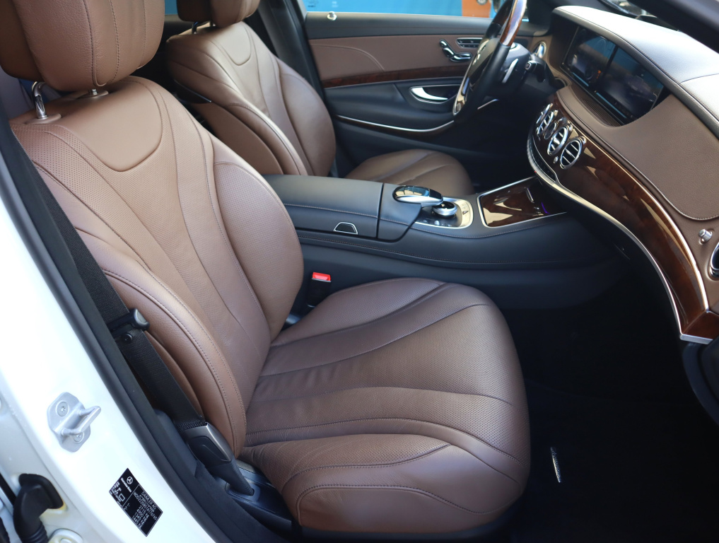 Mercedes-Benz S