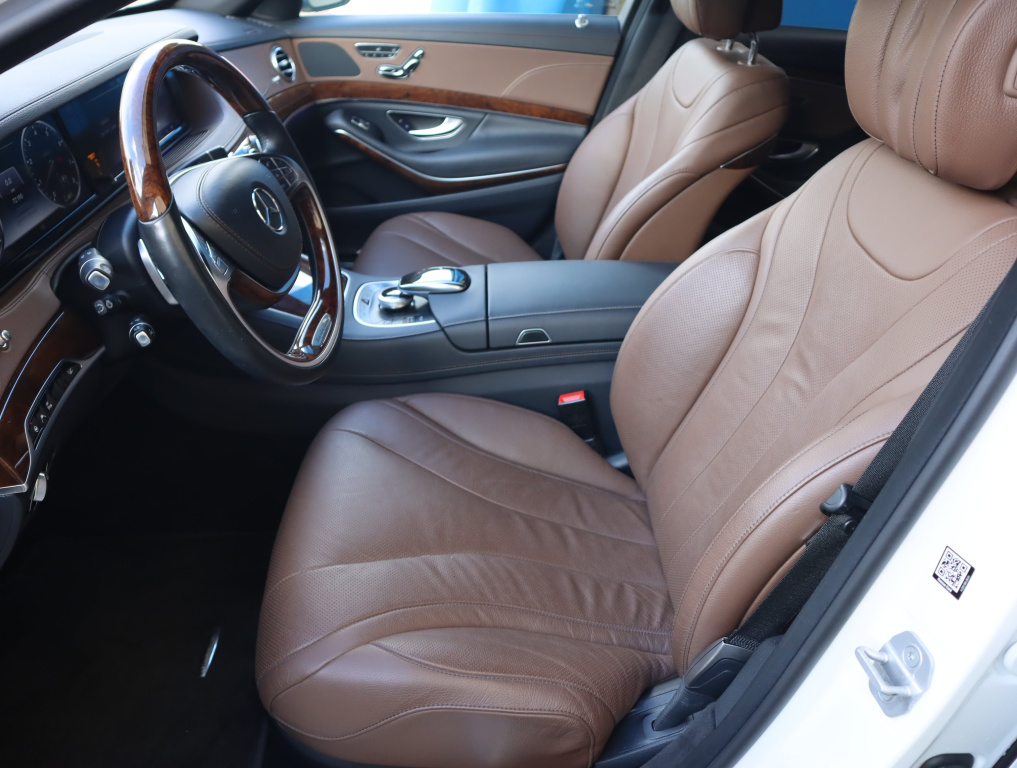 Mercedes-Benz S