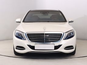 Mercedes-Benz S - 2015