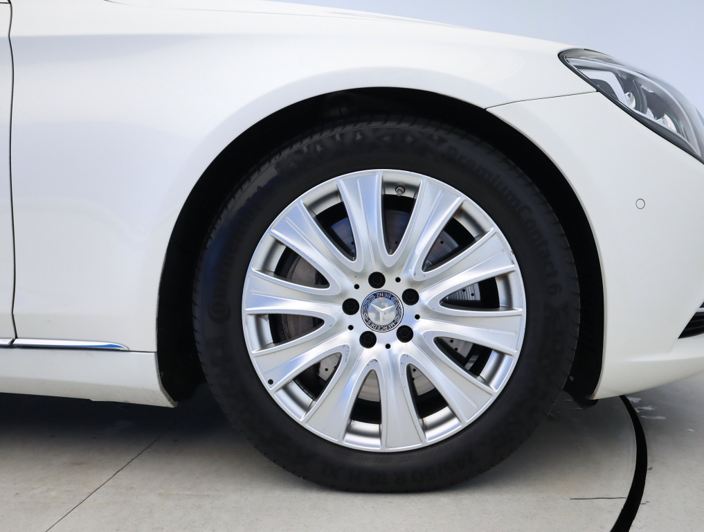Mercedes-Benz S