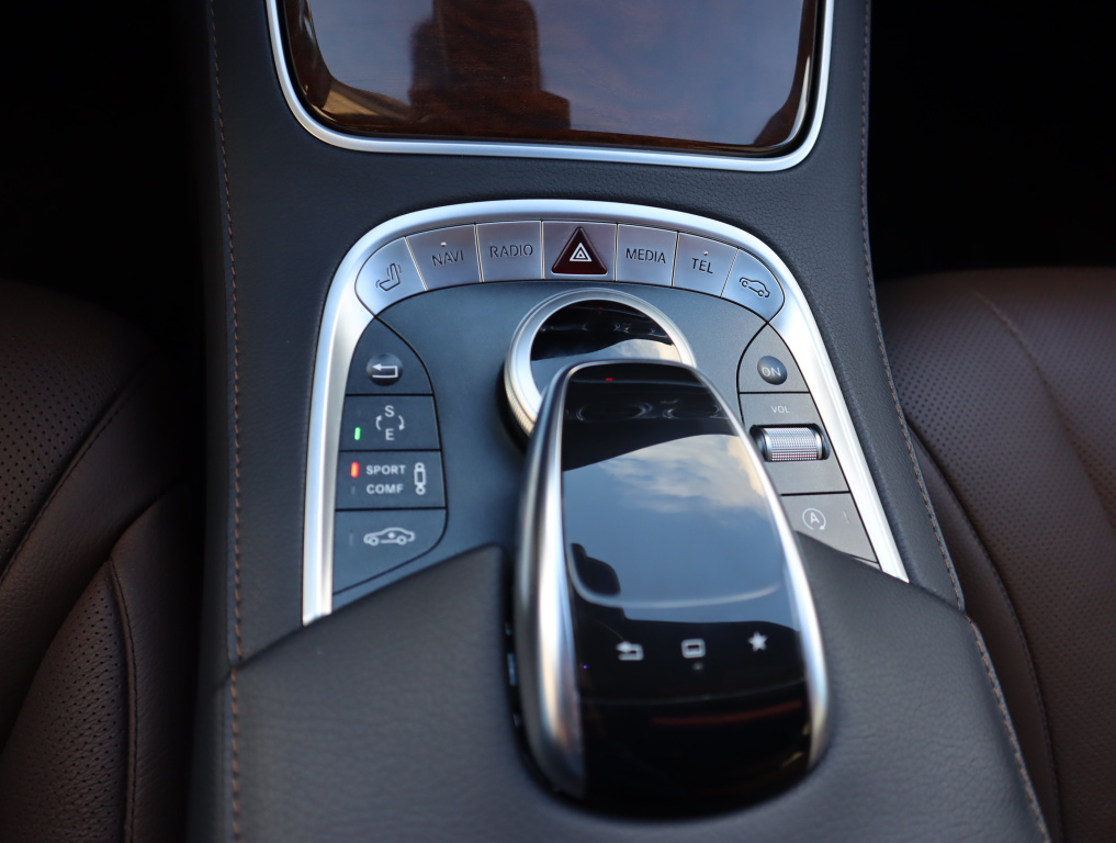 Mercedes-Benz S