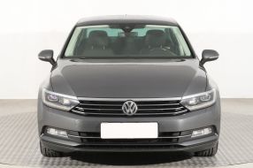 Volkswagen Passat - 2016