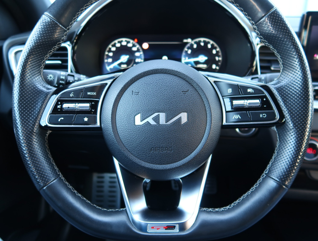 Kia ProCeed