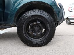 Mitsubishi Pajero 2002