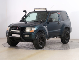 Mitsubishi Pajero 2002