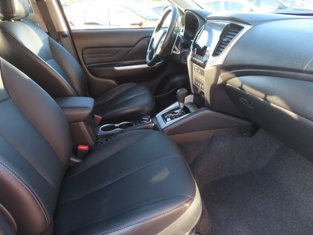 Mitsubishi L200