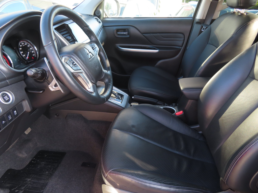 Mitsubishi L200