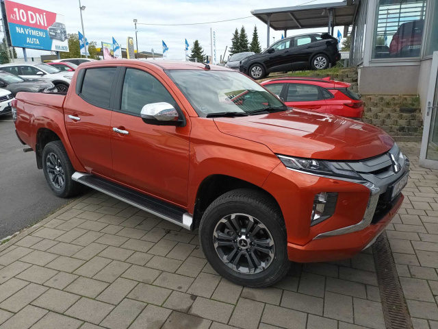Mitsubishi L200 2021