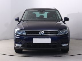 Volkswagen Tiguan - 2016