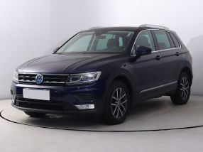 Volkswagen Tiguan - 2016