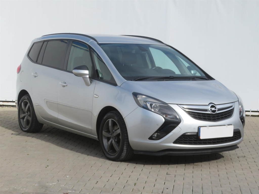 Opel Zafira Tourer, 2012