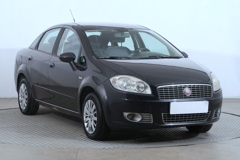 Fiat Linea - 2011