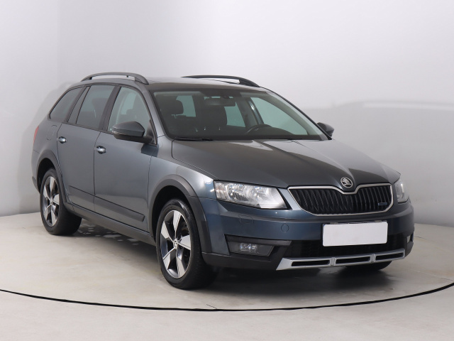 Skoda Octavia Scout 2015