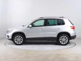 Volkswagen Tiguan - 2016