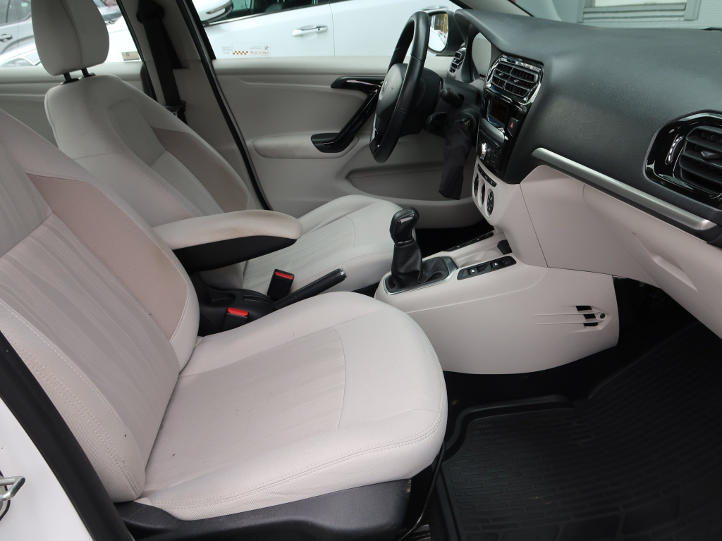 Peugeot 301