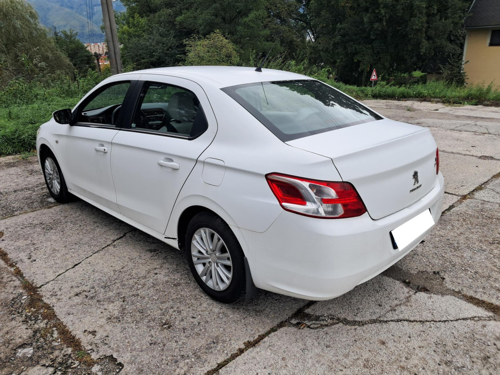 Peugeot 301