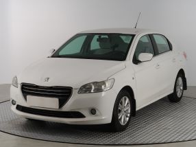 Peugeot 301 - 2013