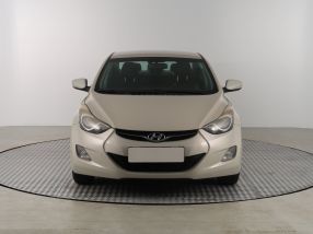 Hyundai Elantra - 2013