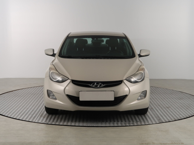 Hyundai Elantra 2013