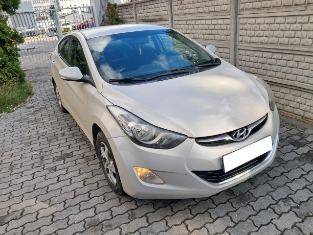Hyundai Elantra 2013