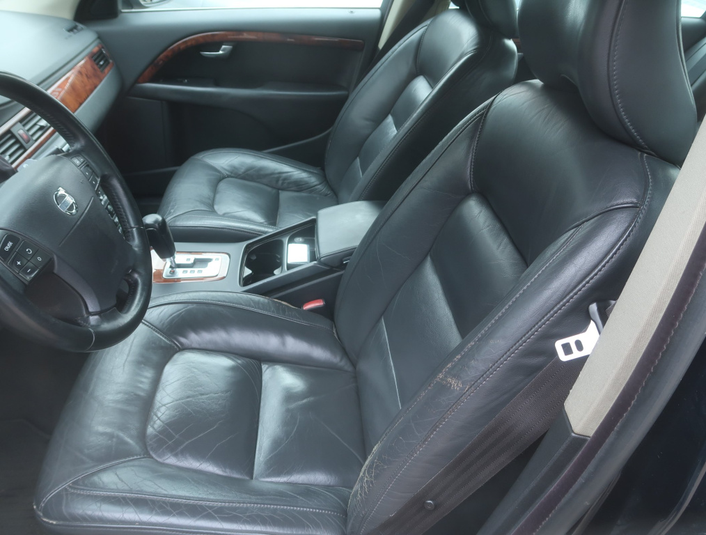 Volvo S80