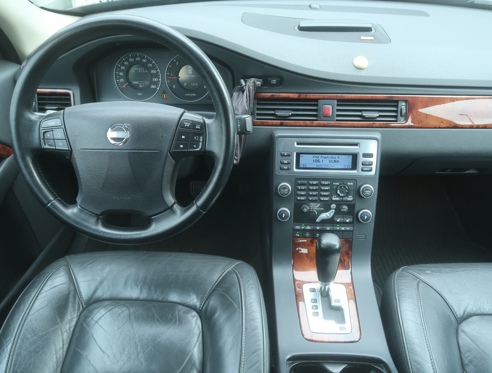 Volvo S80