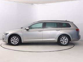Volkswagen Passat - 2016