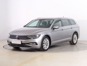 Volkswagen Passat - 2021