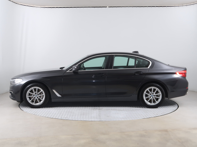 BMW 5, 2018