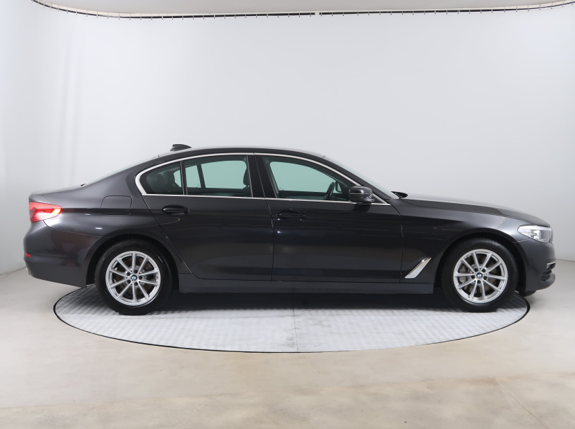 BMW 5, 2018