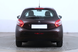 Peugeot 208 2014