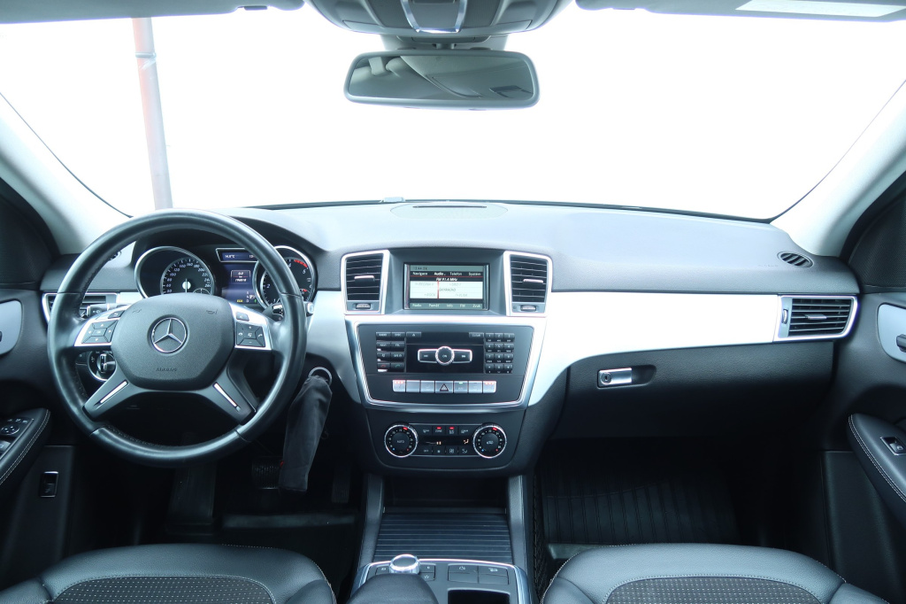Mercedes-Benz ML