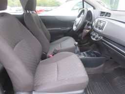 Toyota Yaris 2012