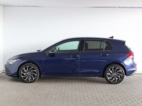 Volkswagen Golf - 2024