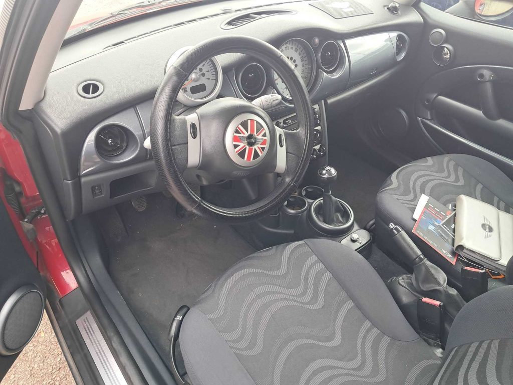 MINI 3-door