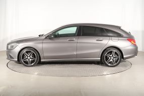 Mercedes-Benz CLA - 2016