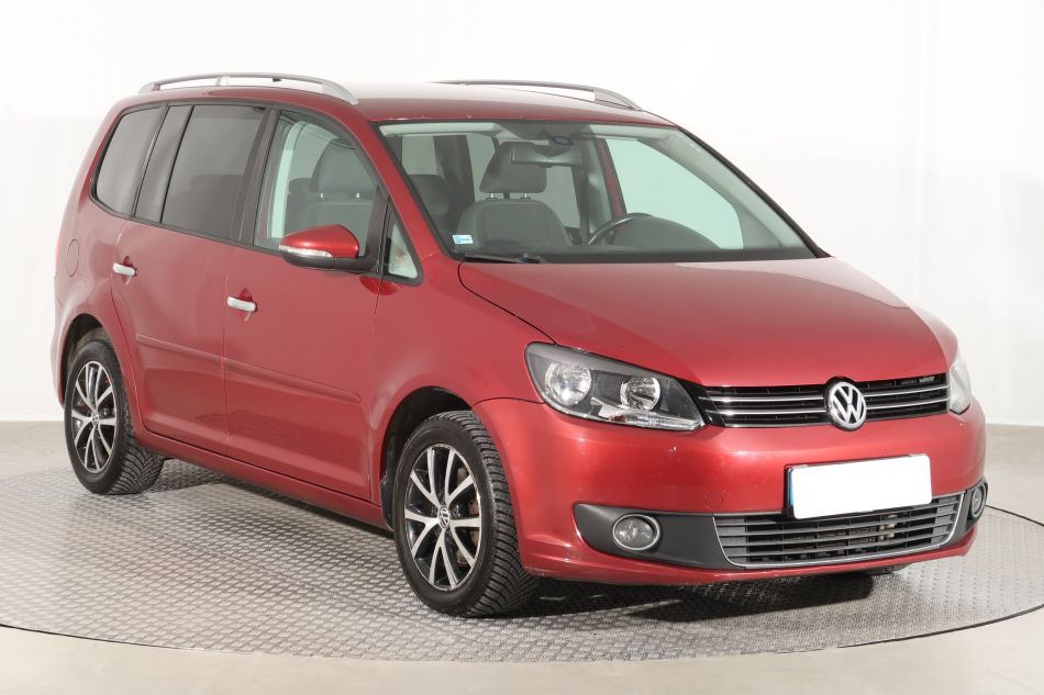 Volkswagen Touran - 2011