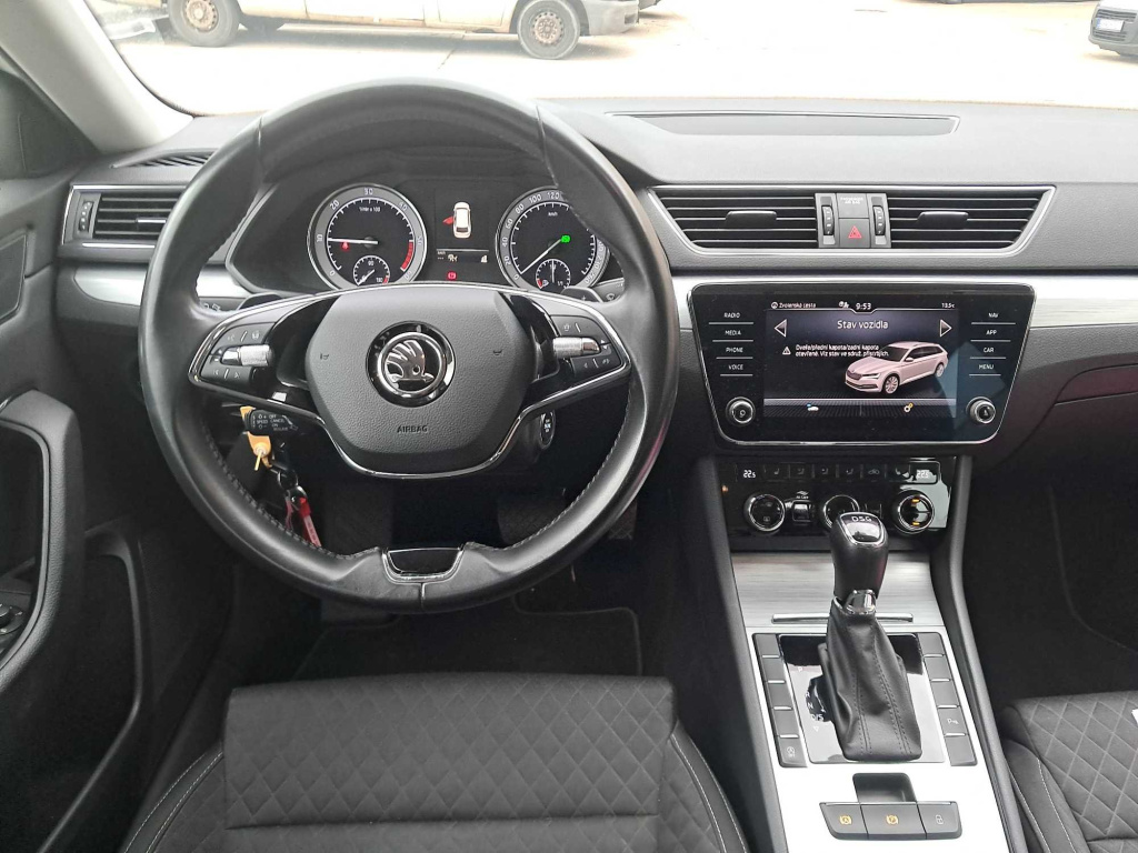 Škoda Superb
