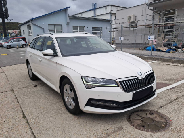 Škoda Superb 2021