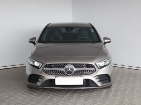 Mercedes-Benz A - 2021