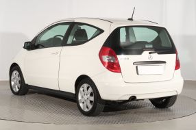 Mercedes-Benz A - 2011