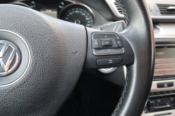 Volkswagen Passat 2011