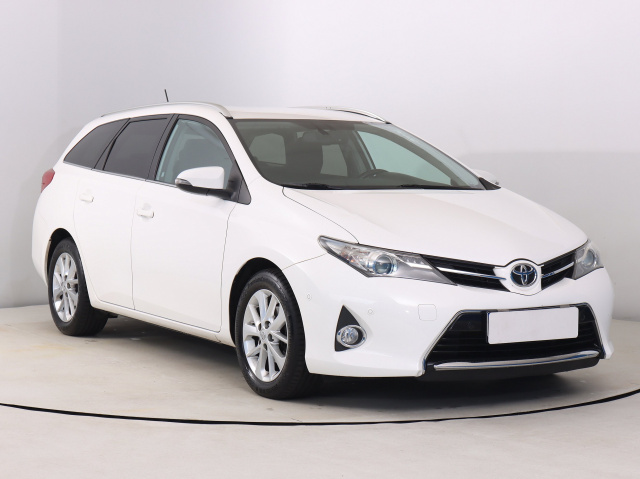 Toyota Auris 2014