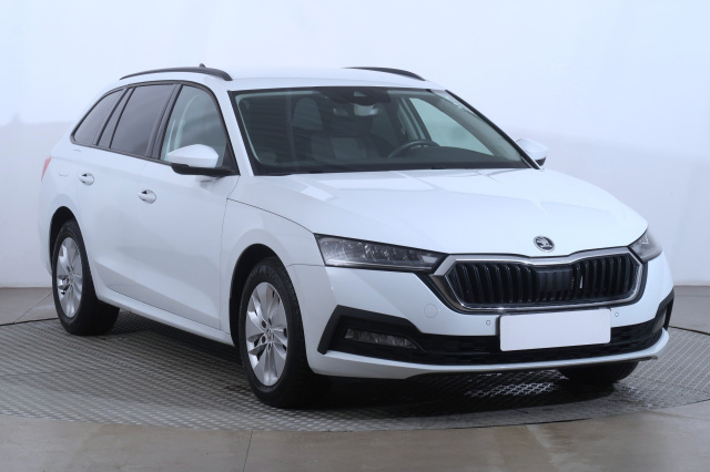 Škoda Octavia 2023
