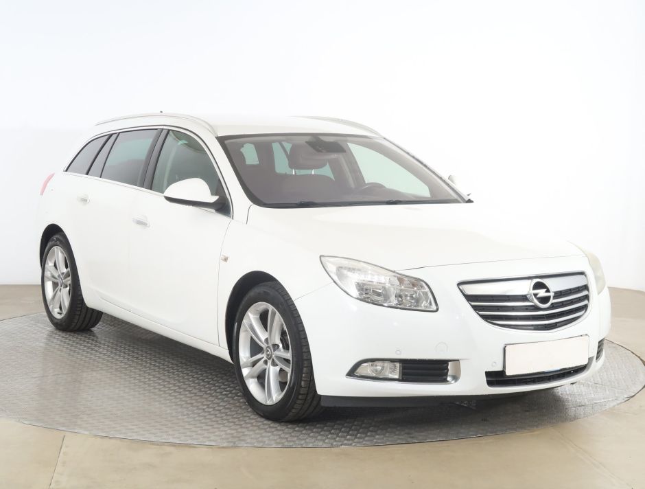 Opel Insignia - 2012
