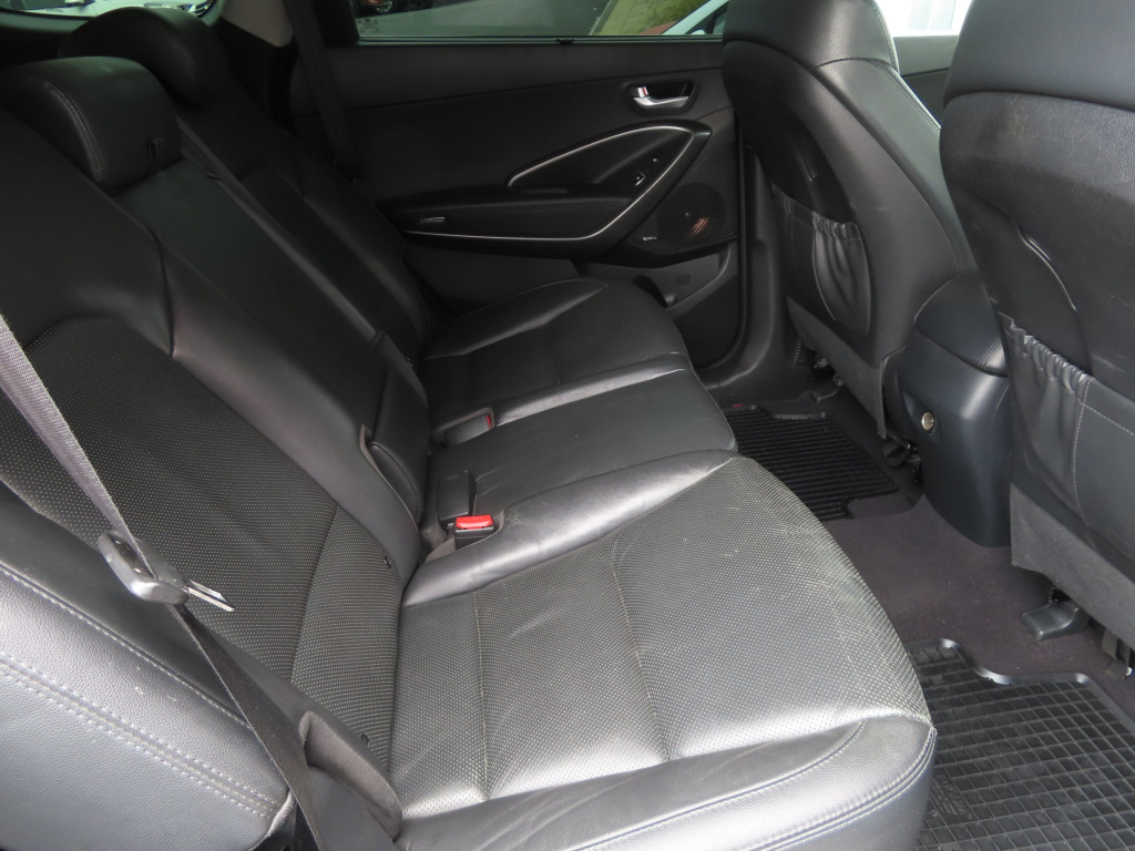 Hyundai Grand Santa Fe