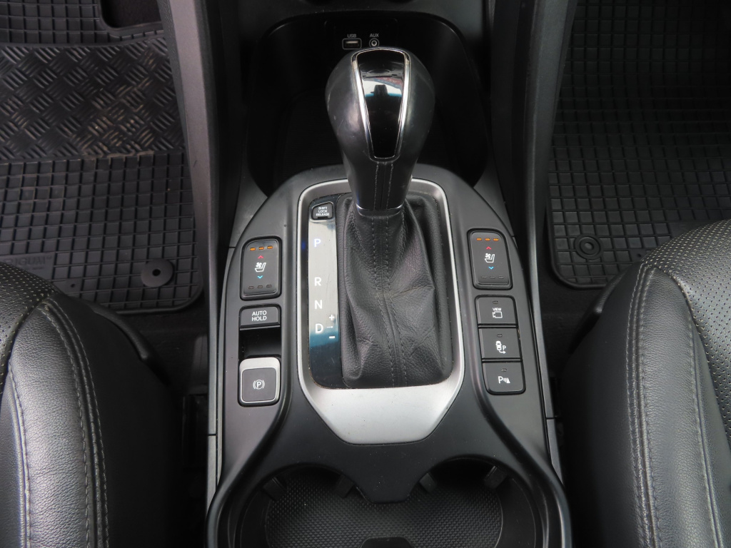 Hyundai Grand Santa Fe