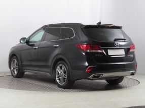 Hyundai Grand Santa Fe - 2016