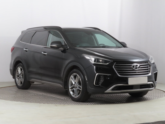 Hyundai Grand Santa Fe